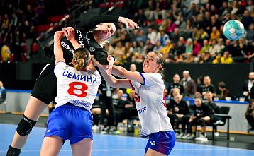 17 11 2025 Гандболистки Ростова одержали домашнюю победу над московским армейским клубом