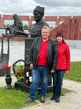  На связь с «Нашим временем» из Мытищ вышли только что потомки легендарного генерала Федора Костенко