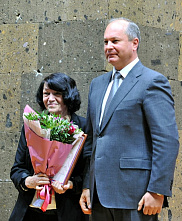 С наступающим профессиональным праздником, коллеги!