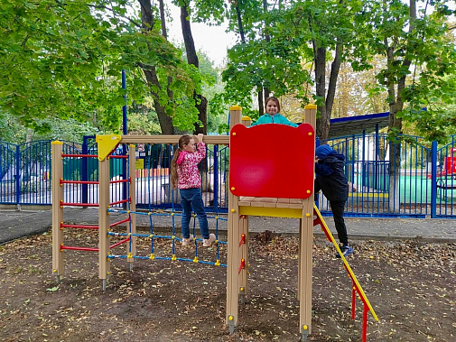 Ростов-на-Дону: еще две детские площадки начали вторую жизнь