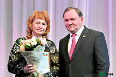 Награды - прекрасным женщинам