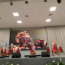 09 12 2025 Концерт в честь мам провел «Ветер перемен»