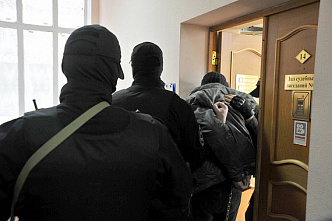 Жителя Дона осудили на 14 лет за убийство экс-супруги и ее знакомого