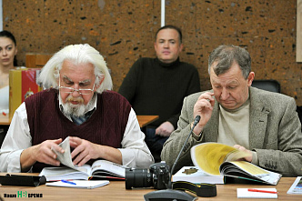 В Донской публичной библиотеке презентовали двухтомник «Органы и войска ВЧК-ОГПУ»