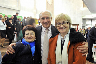 Комсомольская юность наша