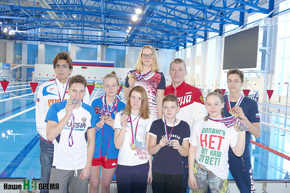 Медали да рекорды страны