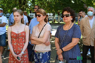 В Ростове открыли памятную доску футболисту Виктору Понедельника