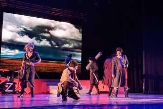 В Новочеркасске презентовали спектакль «Сказ об Атамане Платове»