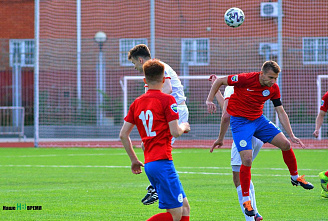 Студенческий футбол