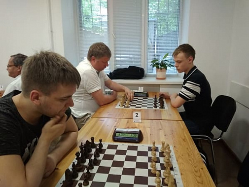 Владимиру Захарцову присвоили звание гроссмейстера 