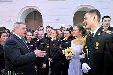 Дамы приглашают кавалеров