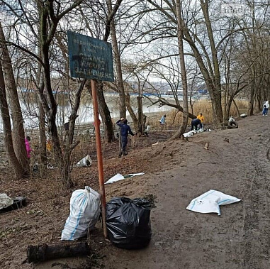 Осушение Северного водохранилища закончилось 7 грузовиками мусора и штрафами