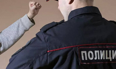 Донские подростки избили участкового
