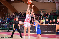 Гаснет свет, игра идет