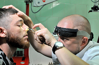 29 сентября свой профессиональный праздник отмечают врачи оториноларингологи