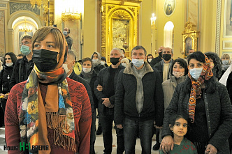 В Ростове отмечают Рождество Христово