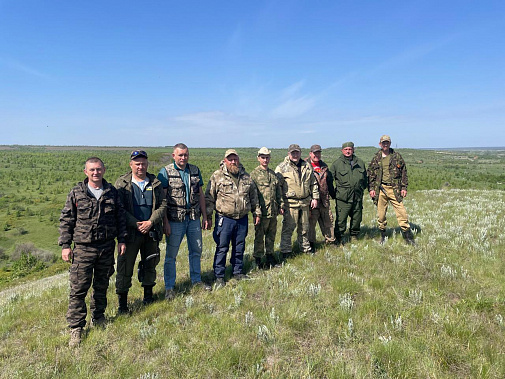 Поздравили вёшенского поисковика Андрея Слюсаренко