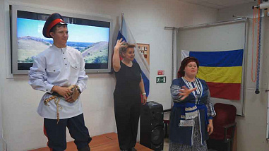 Фестиваль донского казачества для людей с нарушениями слуха прошел в Ростове.