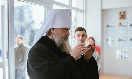 Митрополит Ростовский и Новочеркасский Меркурий посетил госпиталь