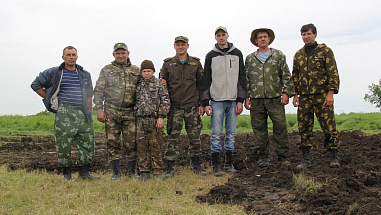 В Семикаракорском районе поисковики из отряда «Донской» обнаружили немецкий самолет