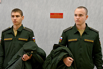 Очередная команда призывников отправилась к местам прохождения военной службы со сборного пункта Ростовской области