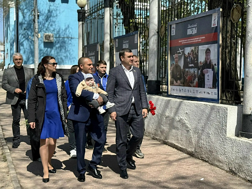 Ростов-на-Дону: в парке Революции открыли  выставку о «Диктанте Победы»