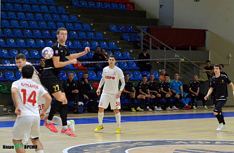 Мини-футбольный клуб «Ростов» дома переиграл команду «КПРФ-2»