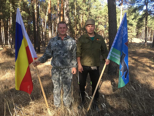 Руководитель Сургутского военно-патриотического клуба «Север» Андрей Попов и командир Вешенского отряда «Патриот» Андрей Попов.