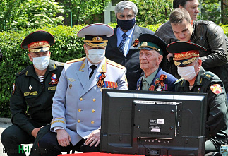 В Ростове Росгвардия проводит персональные парады для ветеранов