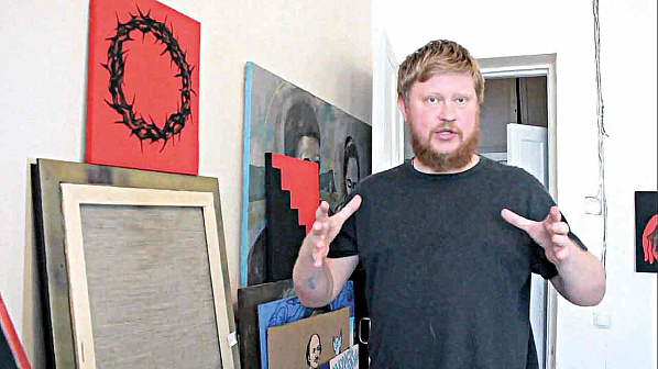 Максим ИЛЬИНОВ о своей выставке: «Есть чуток чудачества, но много и серьезных работ. Фото с сата Максима ИЛЬИНОВА