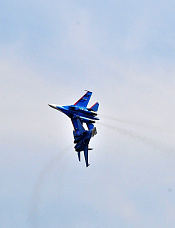 В небе - «Русские витязи»