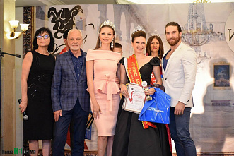 Красе все возрасты покорны