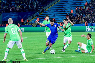 Так творится история