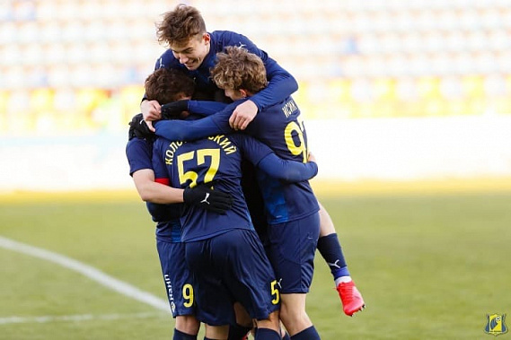 Молодежный состав «Ростова» проведет зимой четыре сбора