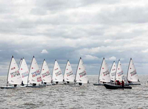 Завтра в Таганрогском  заливе стартует регата первенства страны по командным гонкам 