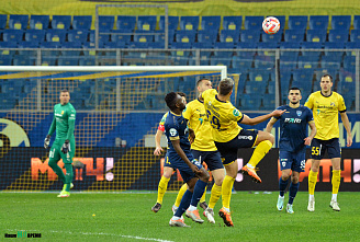 ФК «Ростов» на домашнем поле обыграл «Пари Нижний Новгород»