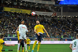 Футболисты «Ростова» дома обыграли столичный «Локомотив»