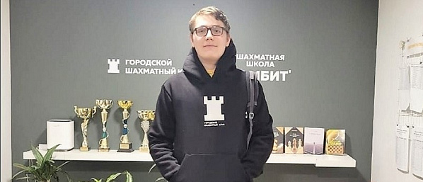 Победитель турнира Артем Кардашов
