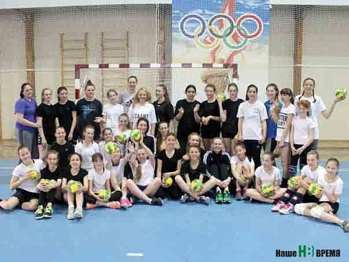 Мастера и подмастерья