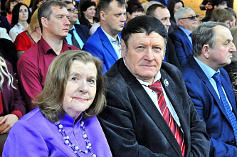 С наступающим профессиональным праздником, коллеги!