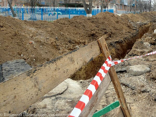 Хозяина аварийной трубы нашли лишь с прокуратурой