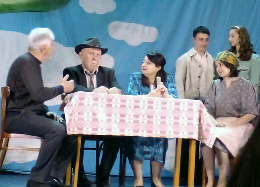 Мясниковский народный театр сыграл первую весеннюю премьеру