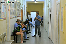 Пациентов окружного военного госпиталя №1602 навестили донские депутаты