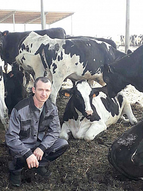 Дояр Алексей СЕРЕБРЕННИКОВ: «Мне профессия в наследство от мамы и бабушки досталась».