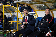 Бились, бились, поравнялись