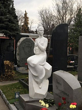 В Москве открыт памятник несравненной Быстрицкой