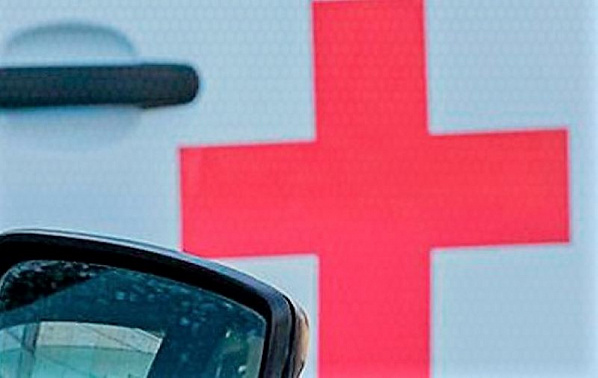 На автодороге в Зверево перевернулся автобус