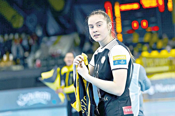 Гандболистка «Ростов-Дона» чемпионка мира среди девушек Валерия МАСЛОВА сейчас тренируется в составе молодежной сборной страны.