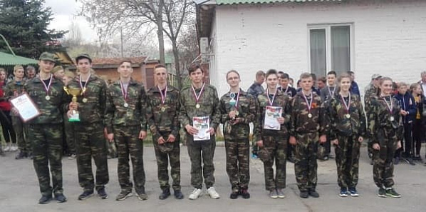 В Усть-Донецком районе прошел муниципальный этап военно-спортивной игры «Орлёнок»