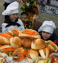 Бывшая слобода празднует с Пушкиным_25972